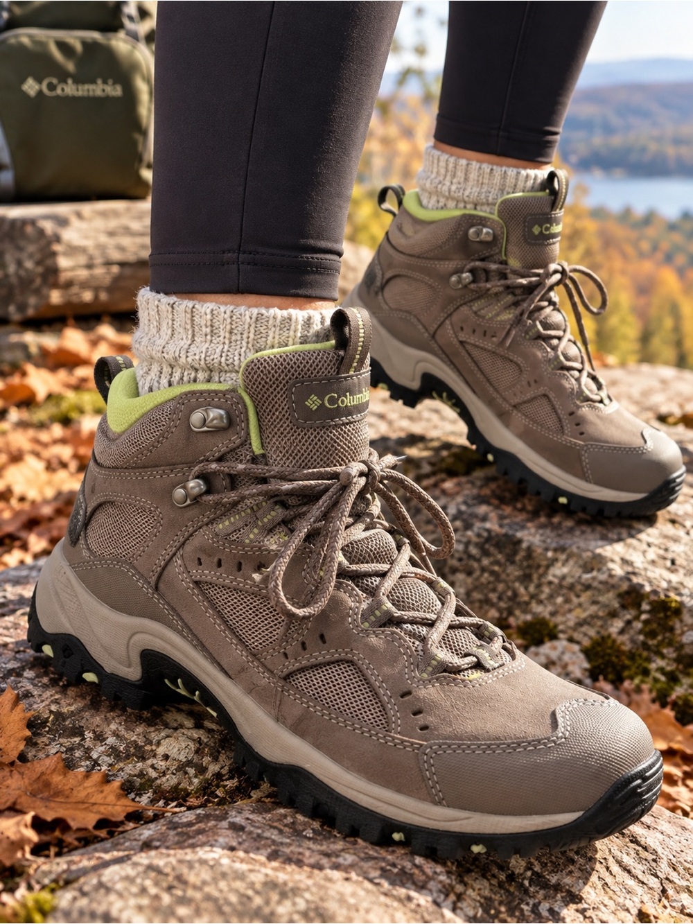 NWT ! Columbia Women's Taupe Hiking Boots with Green Trim with original box